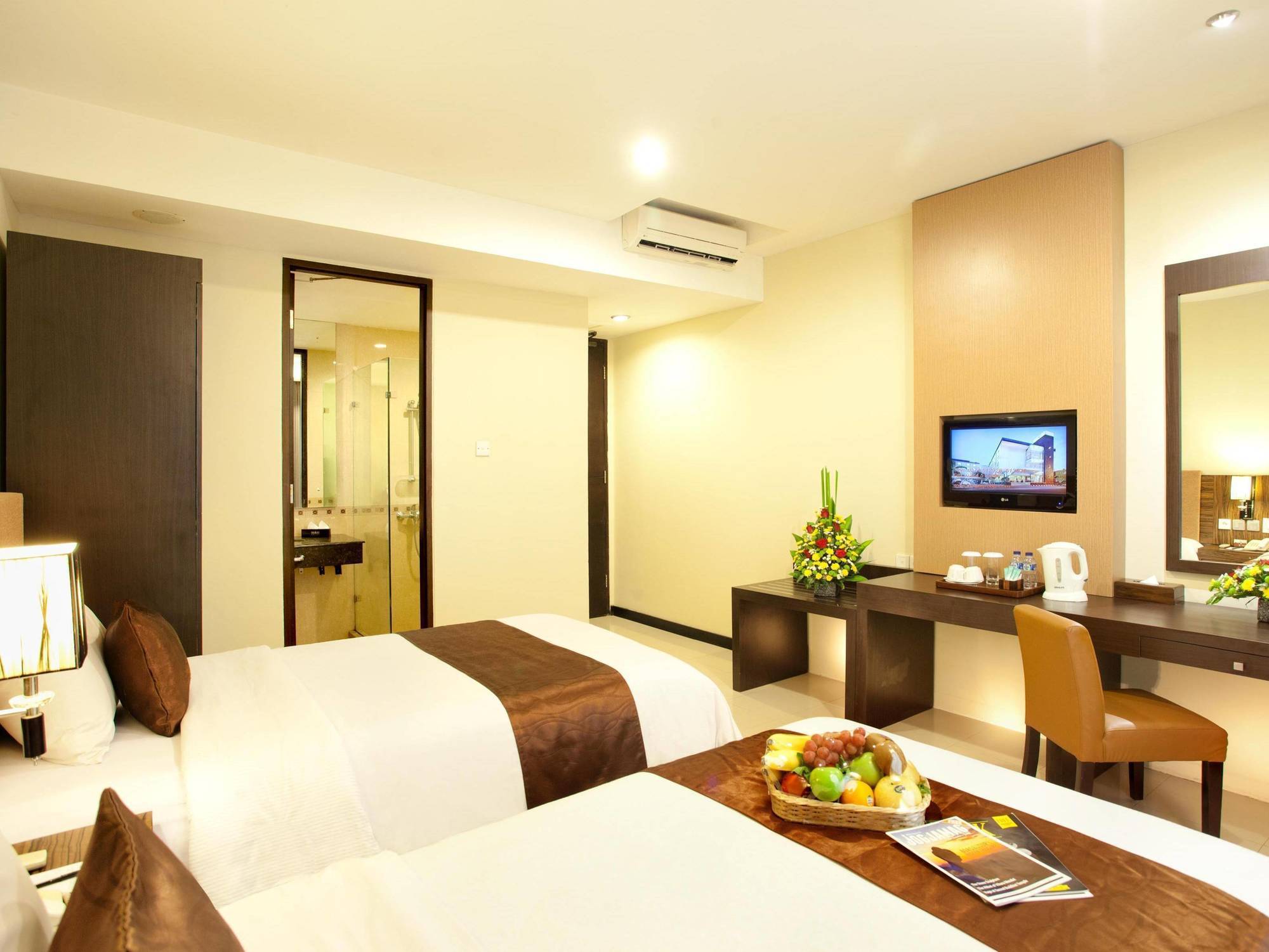 Hotel Regantris Malioboro Jogyakarta Zewnętrze zdjęcie